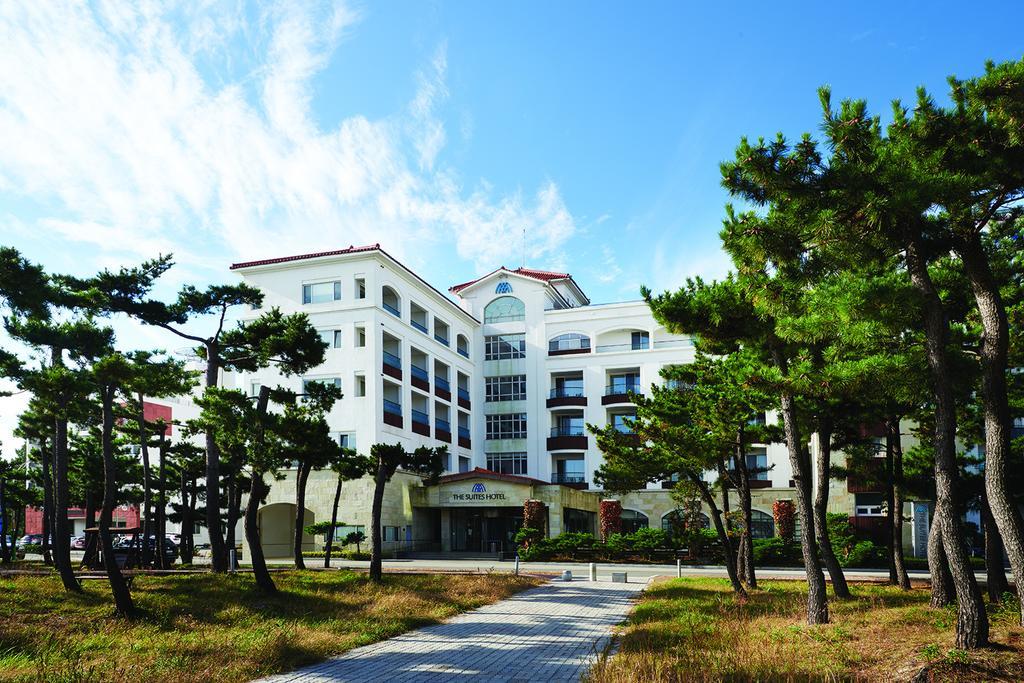 The Suites Hotel Naksan Yangyang Exterior photo